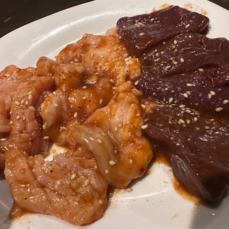 ホルモン盛り合わせ(ぼたん)