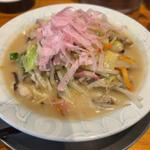 白ちゃんぽん（中）(じげもんちゃんぽん 赤羽店)
