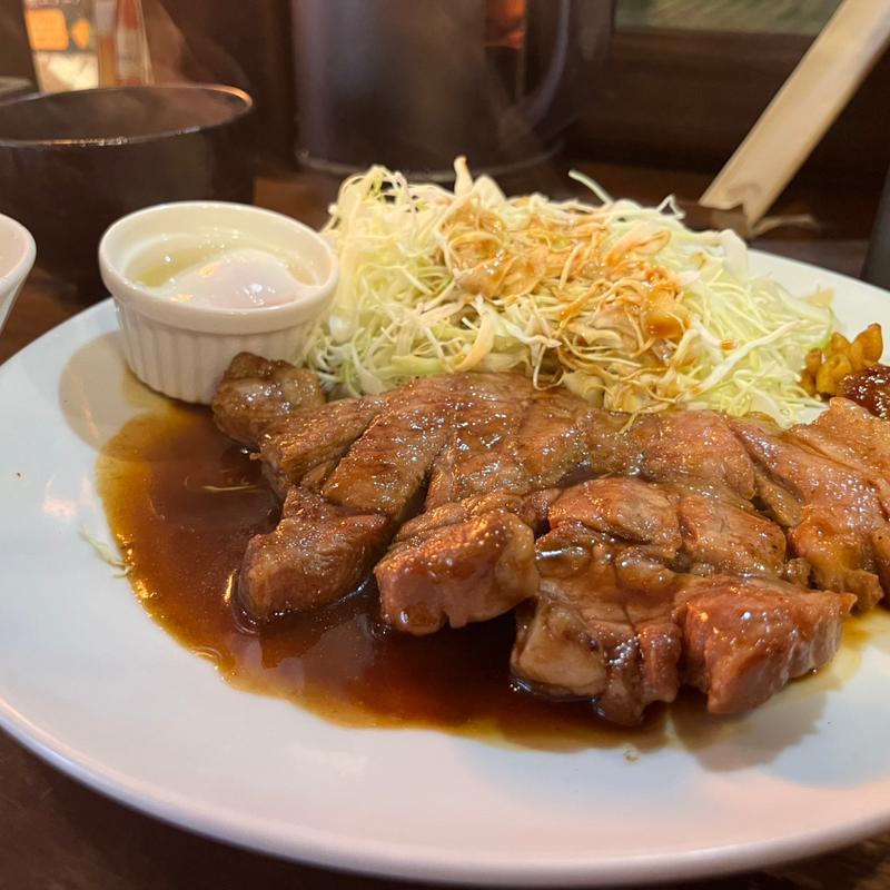 厚切りトンテキ(200g)温玉付き(HONMACHI 豚テキ 本店 本町)