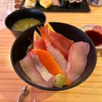 海鮮丼(ランチ)(つきじ鈴富 すし富本店)