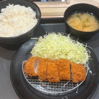 丸太ヒレかつ定食(松のや 中野坂上店)
