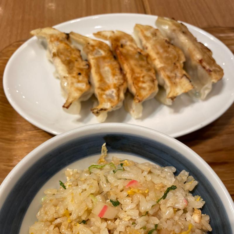 餃子(麺処直久 新橋 （メンドコロナオキュウ）)