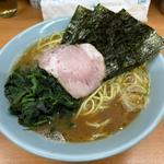 らーめん　中(横浜ラーメン 武蔵家 綾瀬店 )