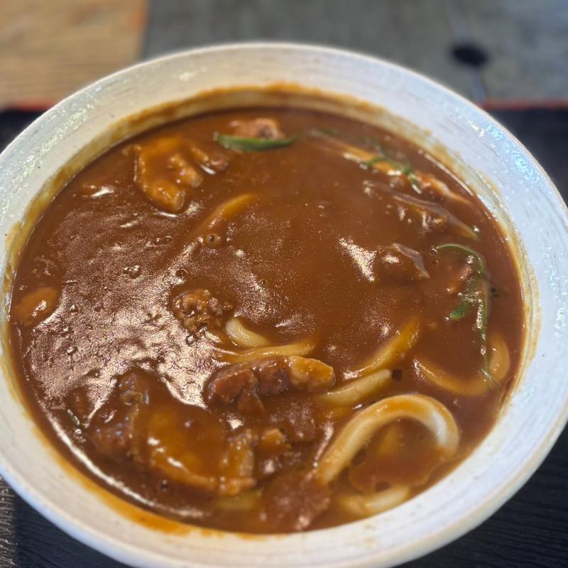 すじカレーうどん並盛り(うどん専門店八間蔵)