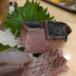 地魚五点盛り(庄内鮮魚と炭火焼鳥 アヤメザカ)