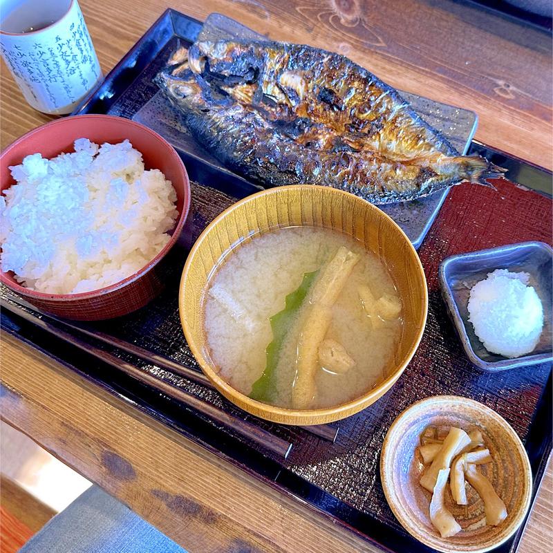 トロニシン定食(和めし処 しんぱち食堂)