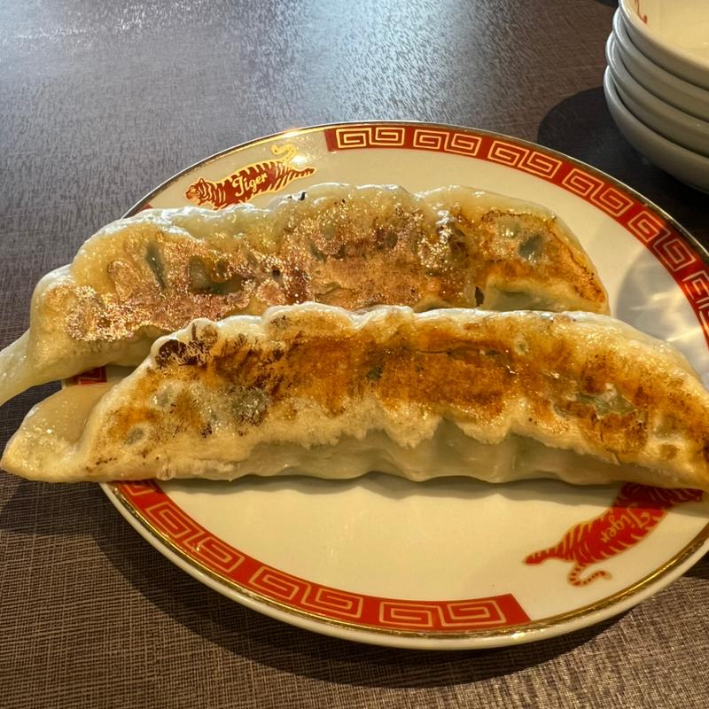 大餃子(タイガー餃子会舘 宇田川町店)