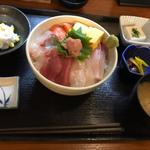 海鮮丼定食