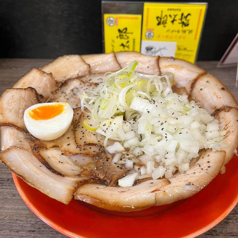 肉増し醤油ラーメン(焼豚ラーメン弥太郎)
