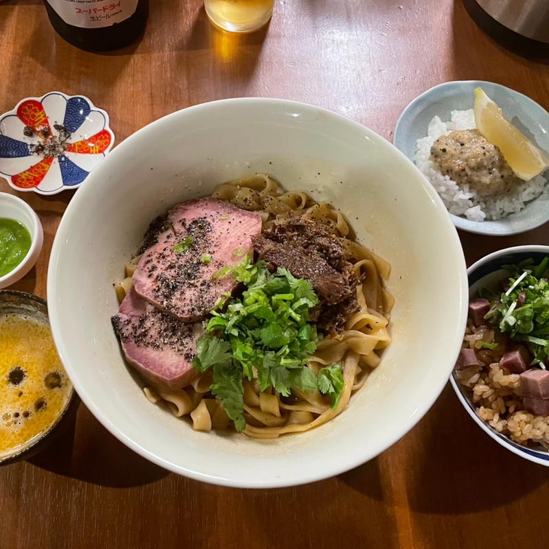 (スパイスカレー キテレツ)