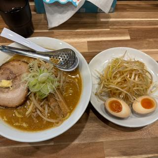 味噌ラーメン味玉白髪ネギトッピング(らーめんの館 輝 石川町店)