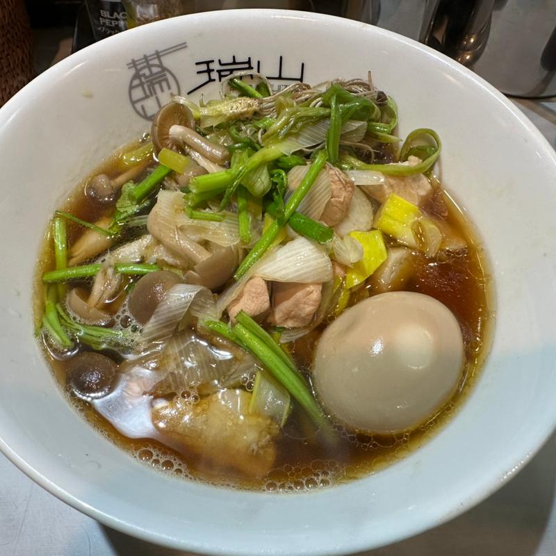 三関せりと近江黒鶏の中華蕎麦(中華蕎麦 瑞山)