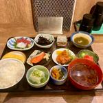 十種のおかずのふじい御膳(魚料理ふじい)