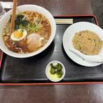 半チャーハンセット
