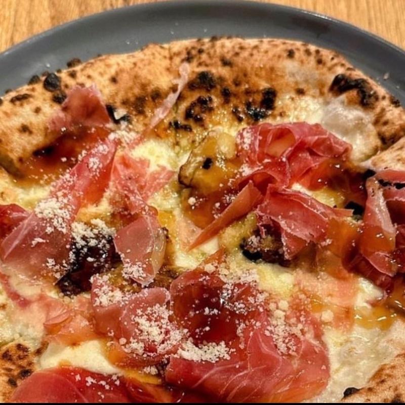 pizza coedo(PIZZERIA ROCCO)