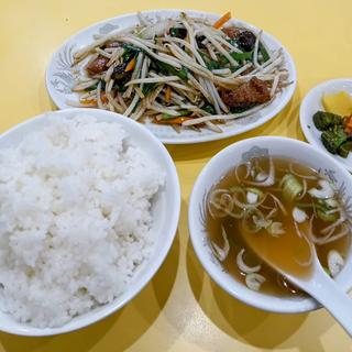 レバニラ炒め定食(満腹ラーメン 富田屋東口店)
