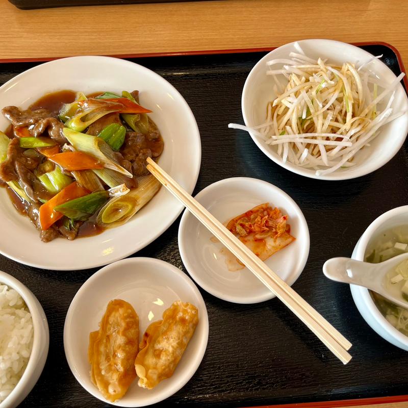 牛肉と長ネギ炒めランチ(台湾料理 萬福)