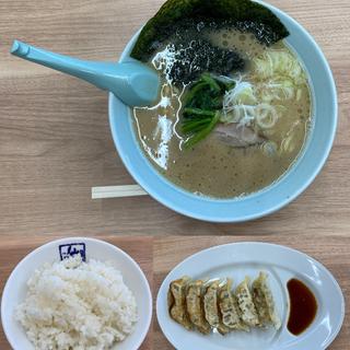 仙台っ子ラーメン餃子セット+無料ライス(ラーメン堂 仙台っ子 利府店)