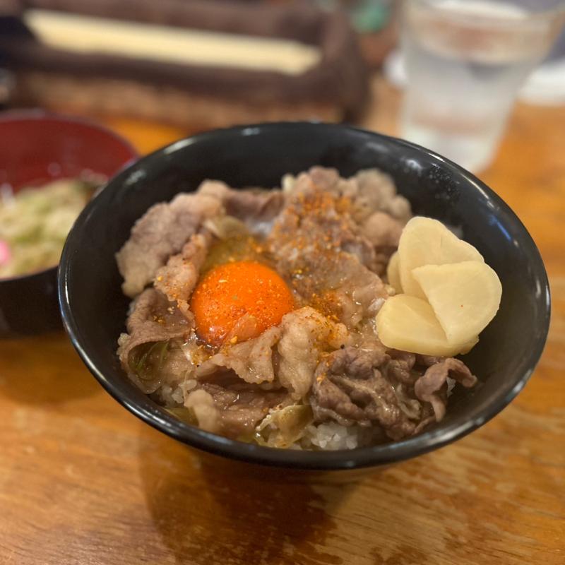 国産黒毛和牛の牛すき丼(とまり木)