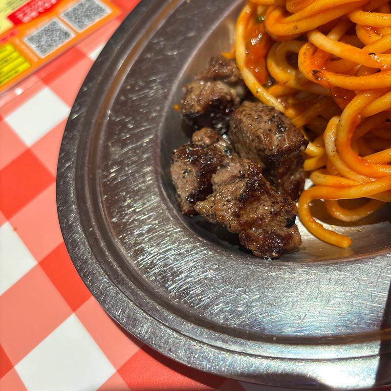 サイコロステーキ100g(スパゲッティーのパンチョ 新宿南口店)