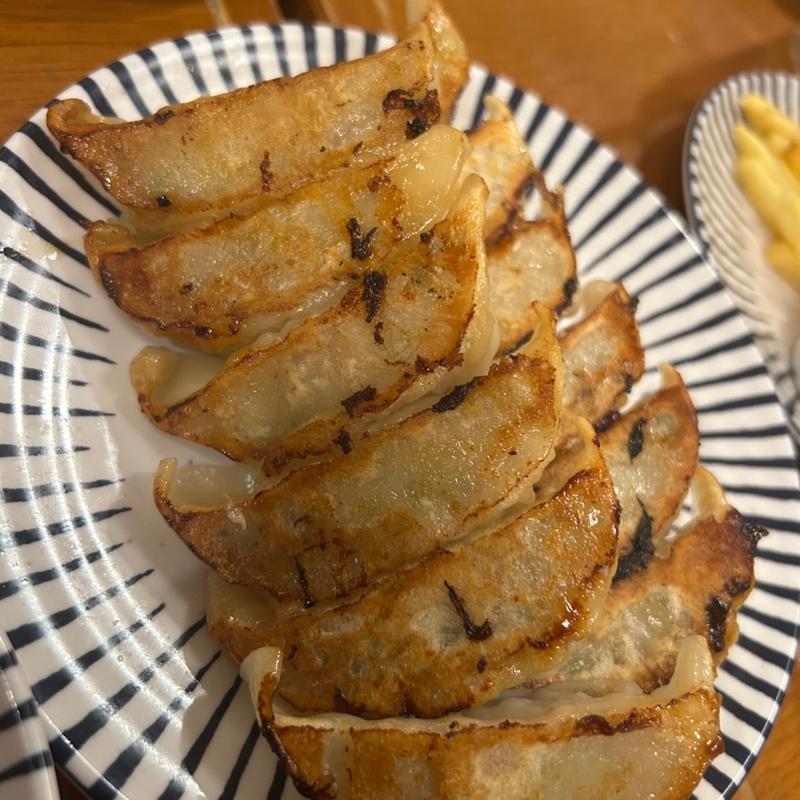 薄皮焼き餃子(てんぐ大ホール 曽根崎お初天神通り店)