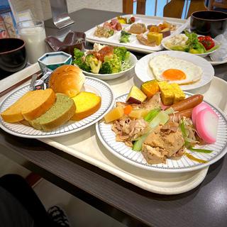 朝食バイキング(春日居びゅーほてる )