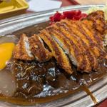 ロースカツカレー 生玉子