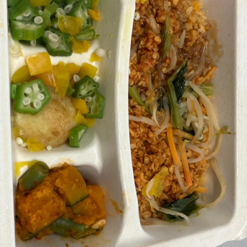 がっつり！大豆ミートのビビンバ(ナッシュ株式会社)