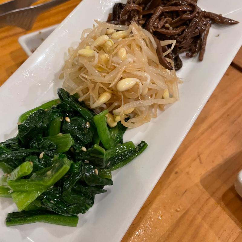 ナムル(焼肉 近江牛肉店 別館)