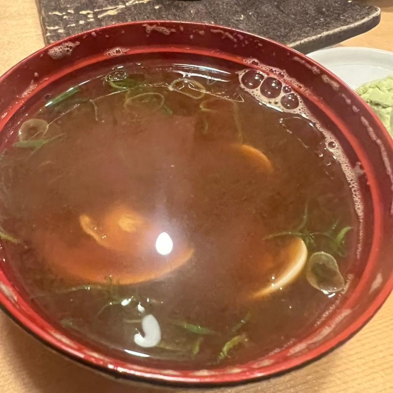 貝の赤だし(や台ずし白子駅前町)