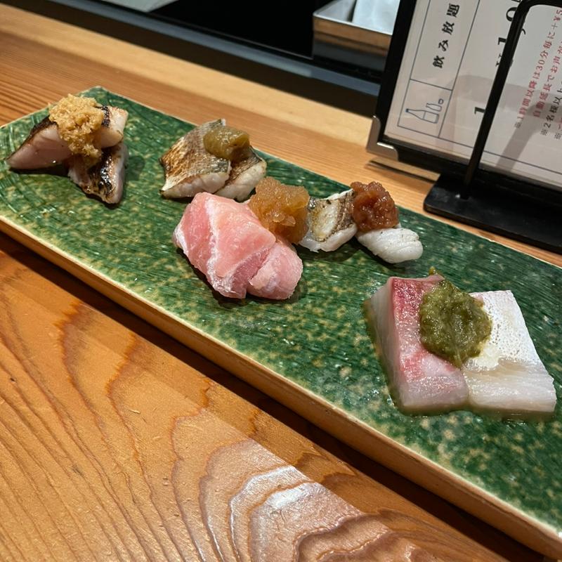 刺身盛り合わせ(角打ち割烹　三才)