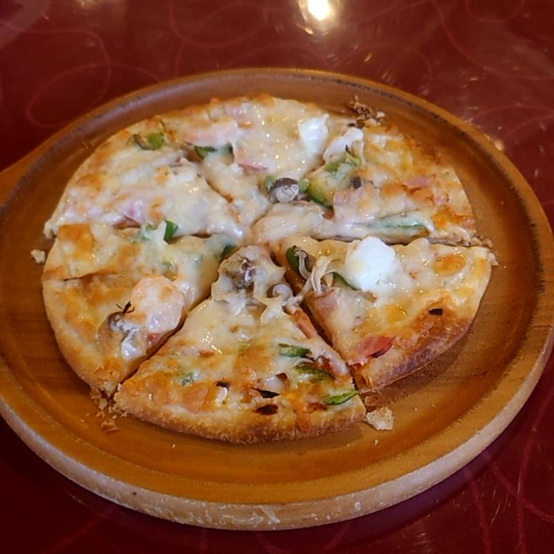 ミックスピッツァ(カフェぶなの森Ｆｕｕ （フー）)