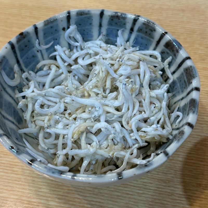 生しらす(和風食堂 弥次喜多)