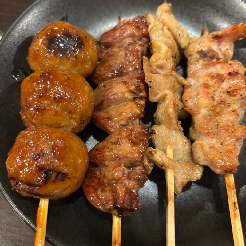 つくね、ハツ、鶏皮、せせり(元祖やきとり家美濃路 岡崎店)