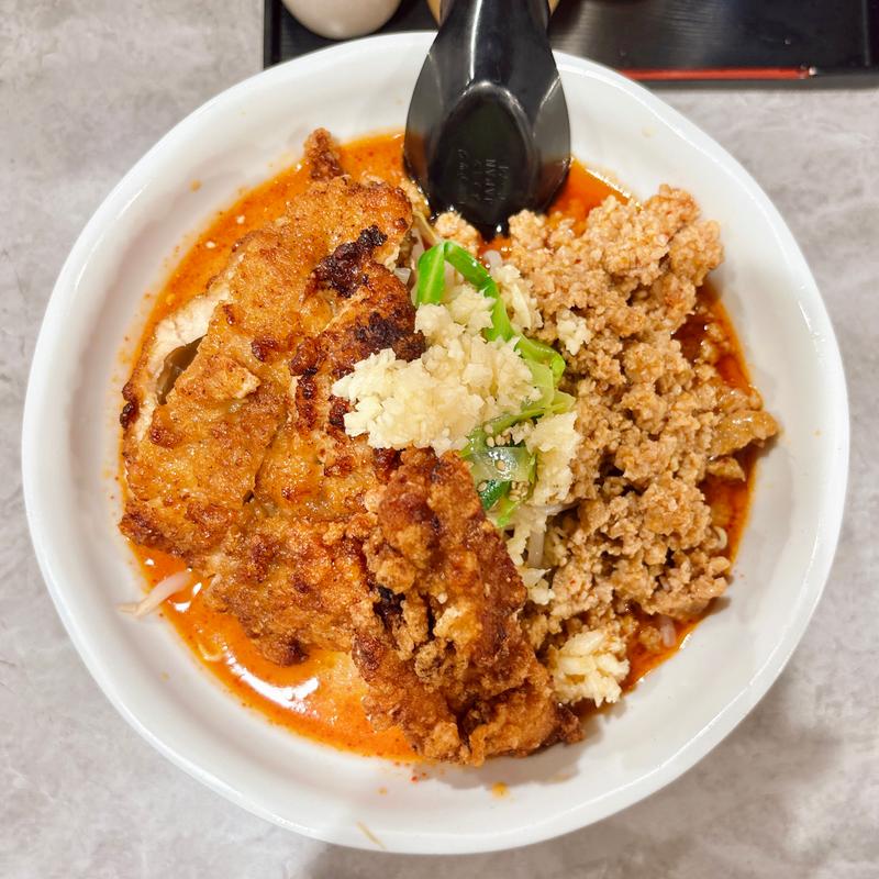 旨辛味噌ラーメンDX(旨辛ラーメン 表裏 高田馬場店)