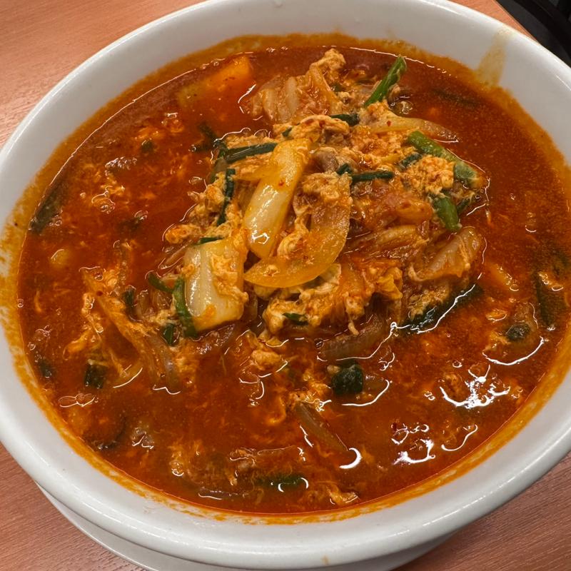 チゲ味噌ラーメン(日高屋 青砥店)