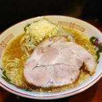 背脂醤油とんこつ(らーめん港南家)