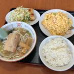 エビと玉子炒め定食　塩ラーメン