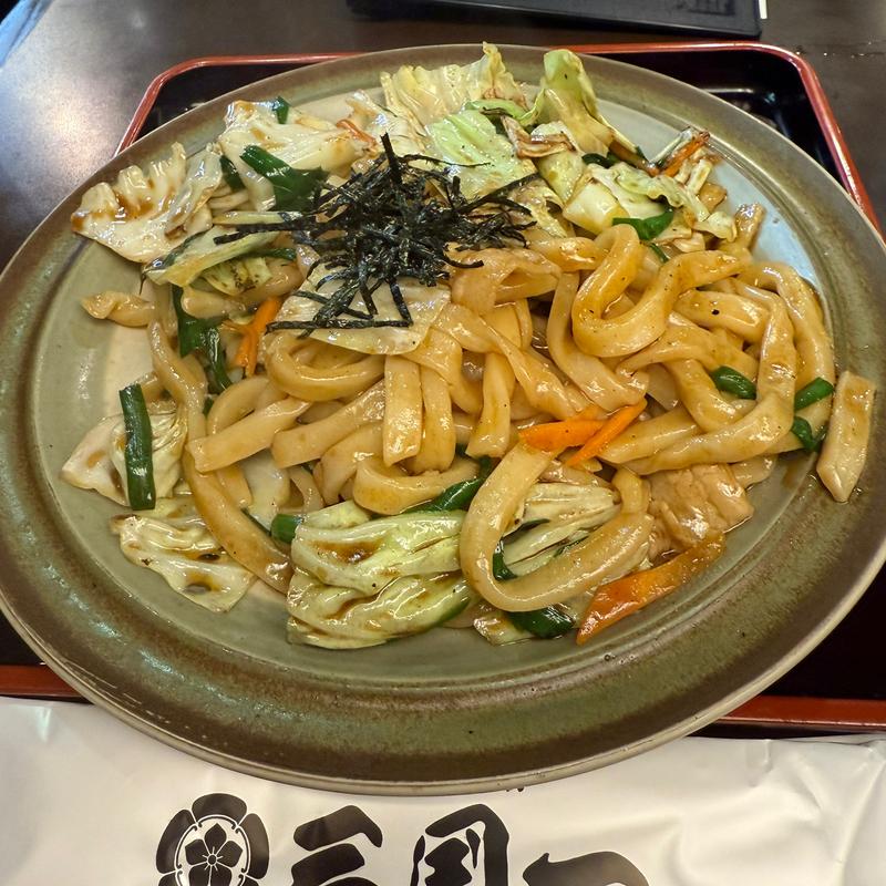 焼きうどん(三国一 西口店)