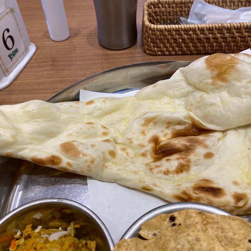 プレーンナン(インド料理 BISHNU（ビスヌ） イオン伊都店)