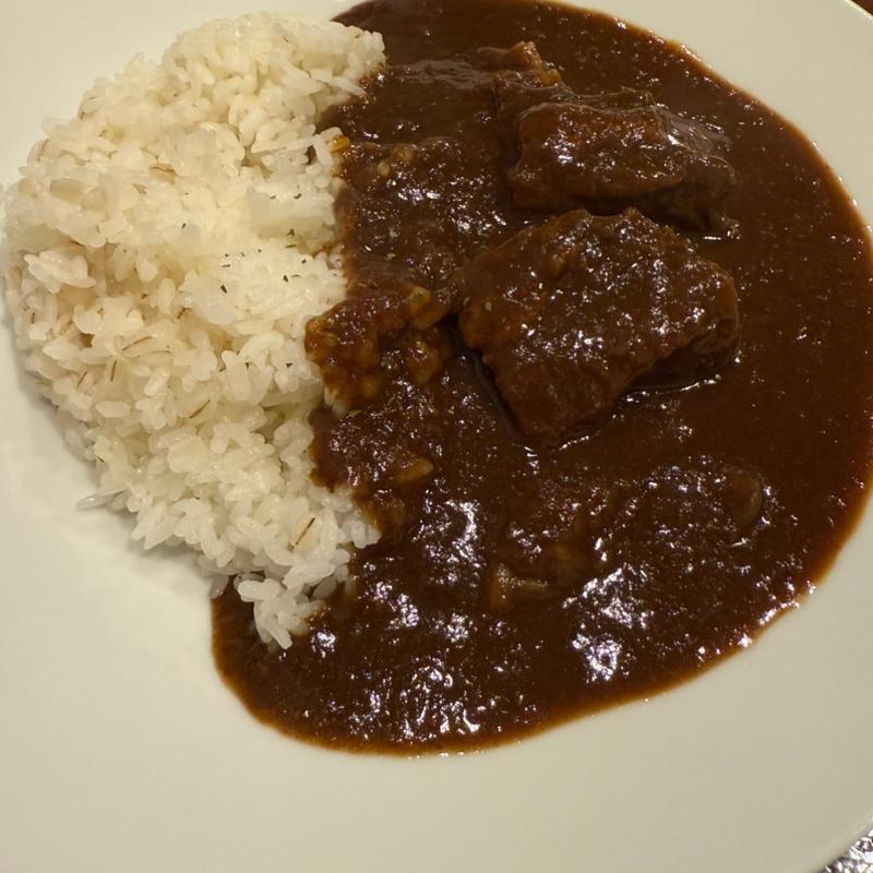 牛タンカリールー増し(牛たん料理 閣 ブランドーム本店)