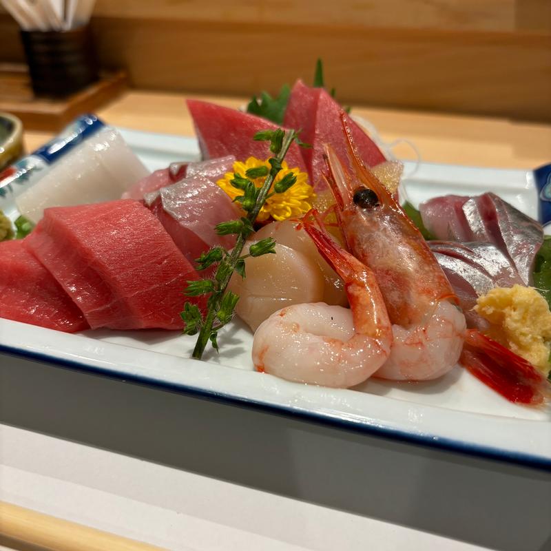 お刺身盛り合わせ(寿司◯もと)