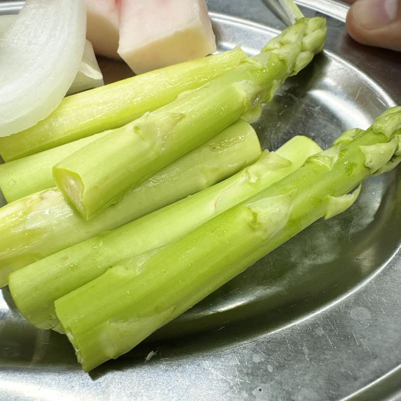 国産グリーンアスパラ 2Lサイズ(ジンギスカン羊はち 三軒茶屋店)