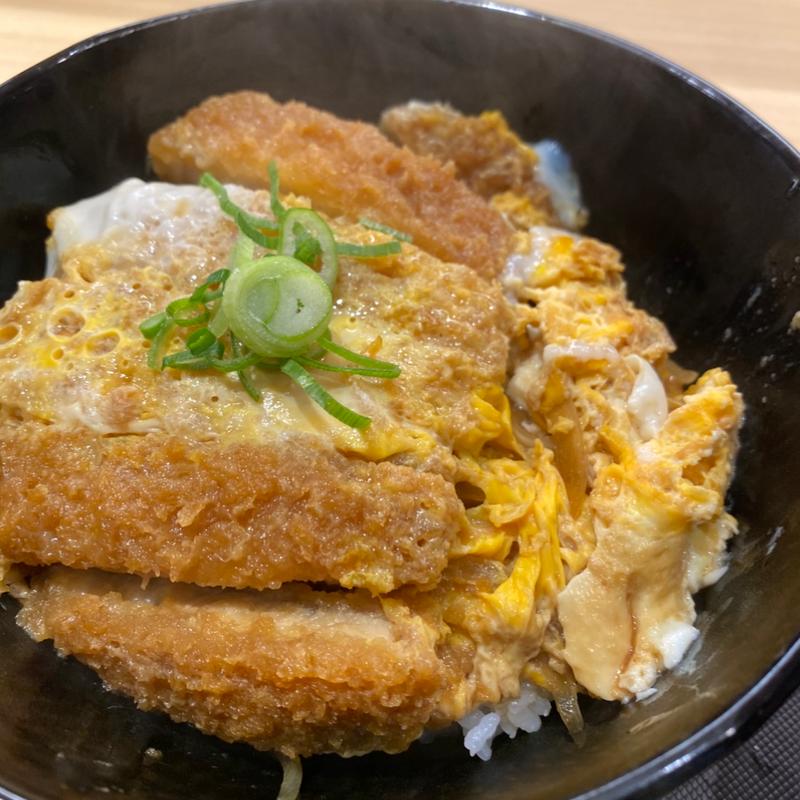 カツ丼(ウエスト ゲイツ店（うどん・居酒屋）)