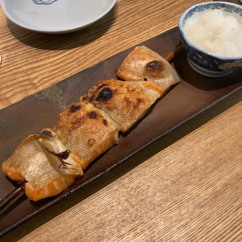 富士山サーモンハラス塩焼き(那覇ちょーちょ)