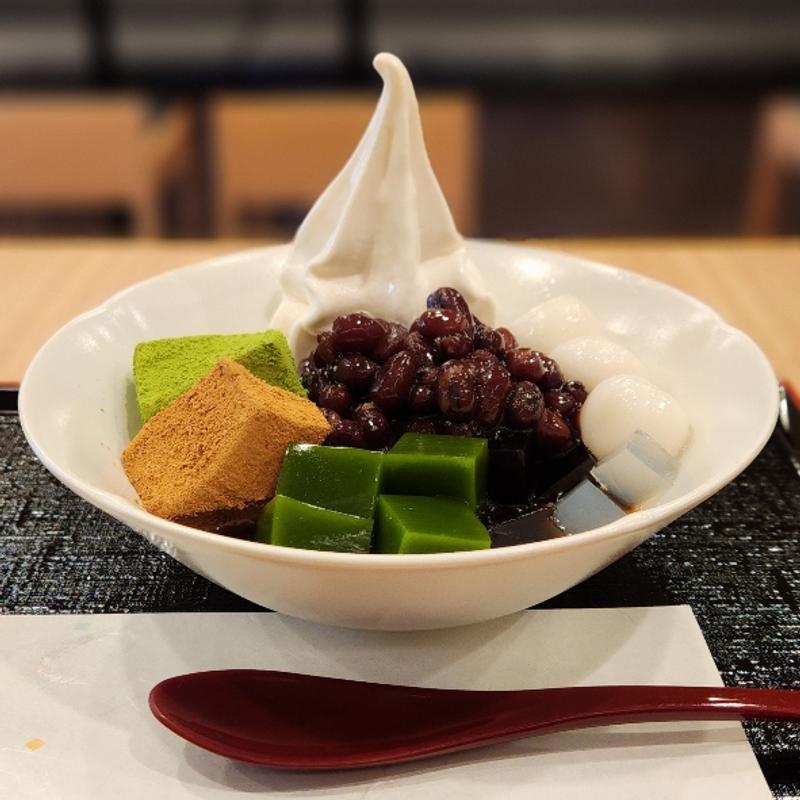 特製あんみつ(茶房 いせはん )