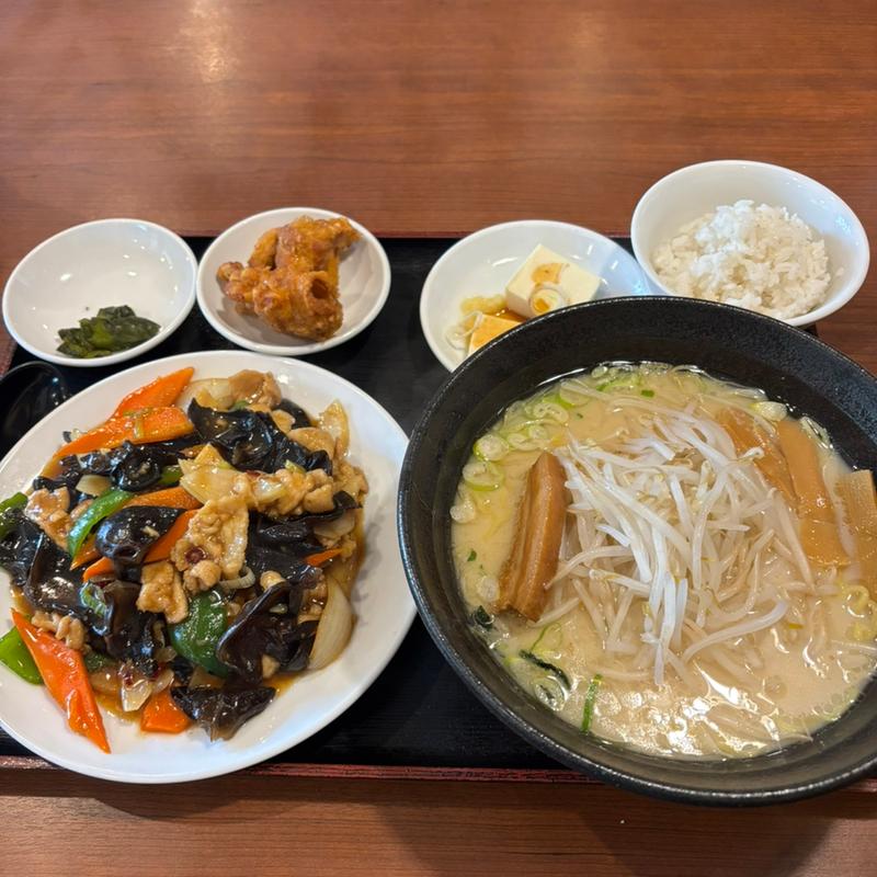 豚肉とキクラゲの炒め物ランチ(上海菜館 喜福家)