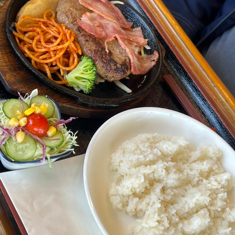 ベーコンバーグセット(カフェレスト　ぐー )