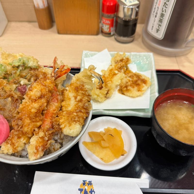 冬天丼＋イカ天＋蓮根天(天丼てんや 羽田空港第1ターミナル店)