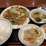 五目肉野菜炒めランチ(中華の居酒屋 味之家)